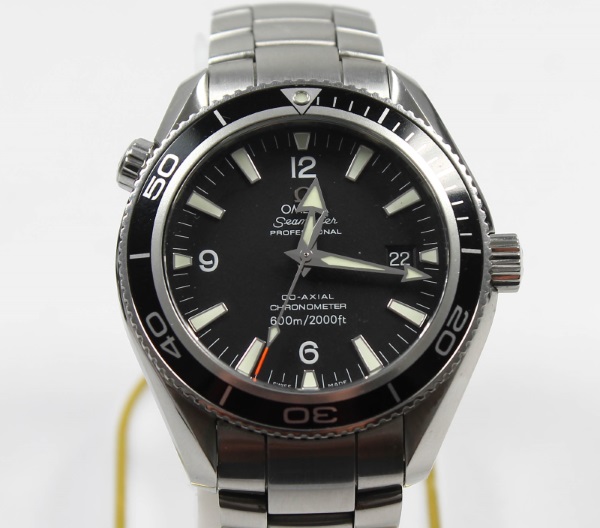 Omega Seamaster Automatic Herren Armbanduhr schwarzes Zifferblatt aus Stahl mit Datumsanzeige Swiss made